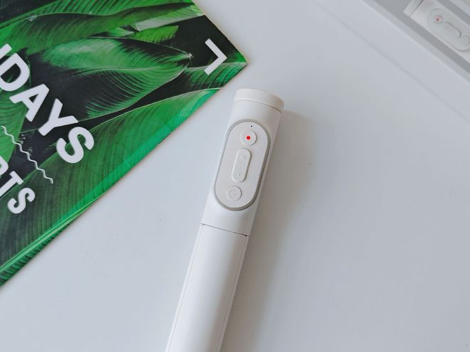 我的自拍神器--小米变焦支架自拍杆 2米乐体育app网站一杆多用拍照不求人(图3)